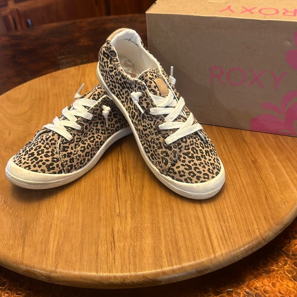Roxy slip on sneakers
